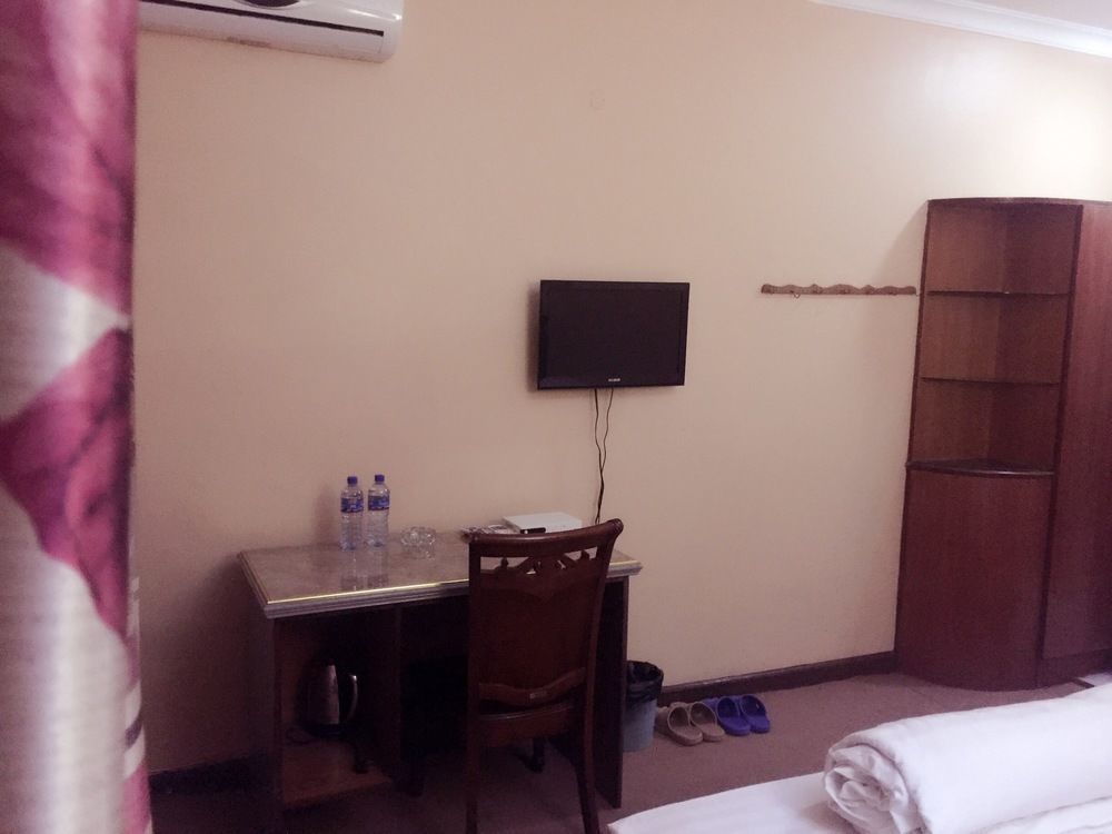 New Yuetan Hotel 다르에스살람 외부 사진
